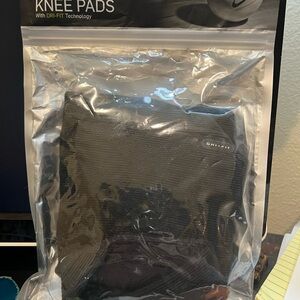 Nike Black Unisex Knee Pads